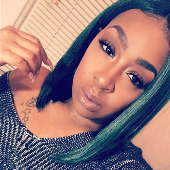 Meet your Posher, Karrma - Picture 1 of 1